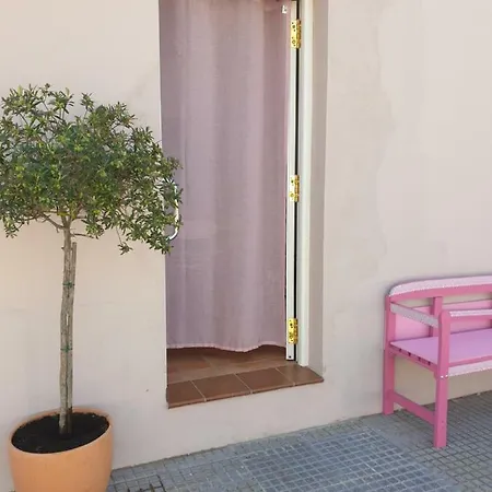 Sol Y Sombra Con Entrada Independiente Apartamento *